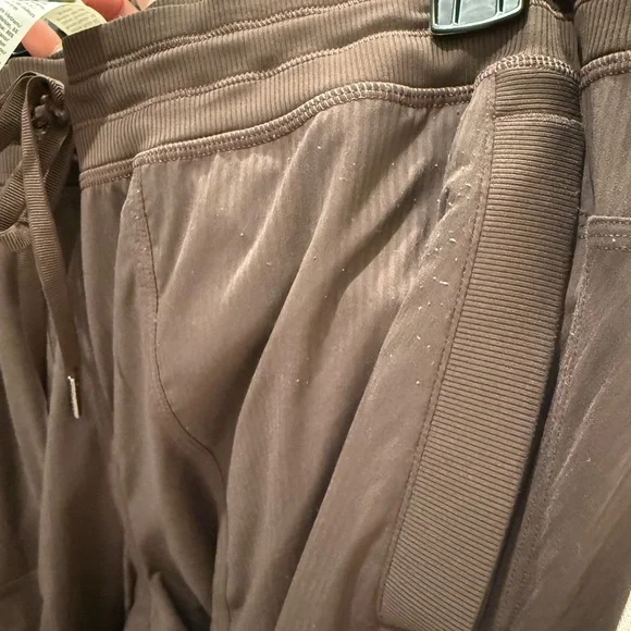 Lululemon Dance Studio Relaxed Fit Midrise Cargo Pant - Picture 6 of 10